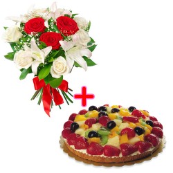 Bouquet con rose rosse, lilium e rose bianchi, e torta alla frutta