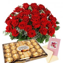 Bouquet con 25 rose rosse e scatola di ferrero rocher