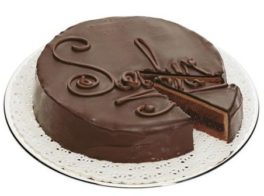 sacher torta invio online